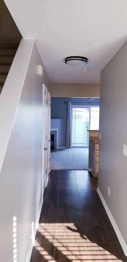 Building Photo - Townhome in great location!