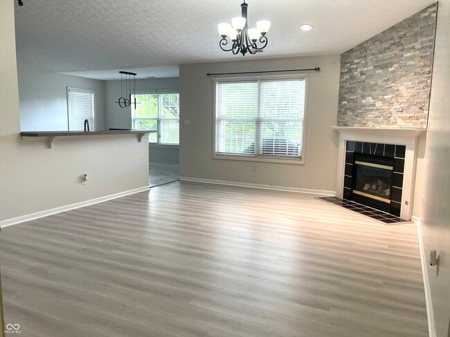 Foto del edificio - 1058 Sugar Maple Dr