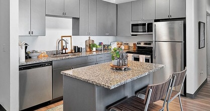 Building Photo - The Rowe