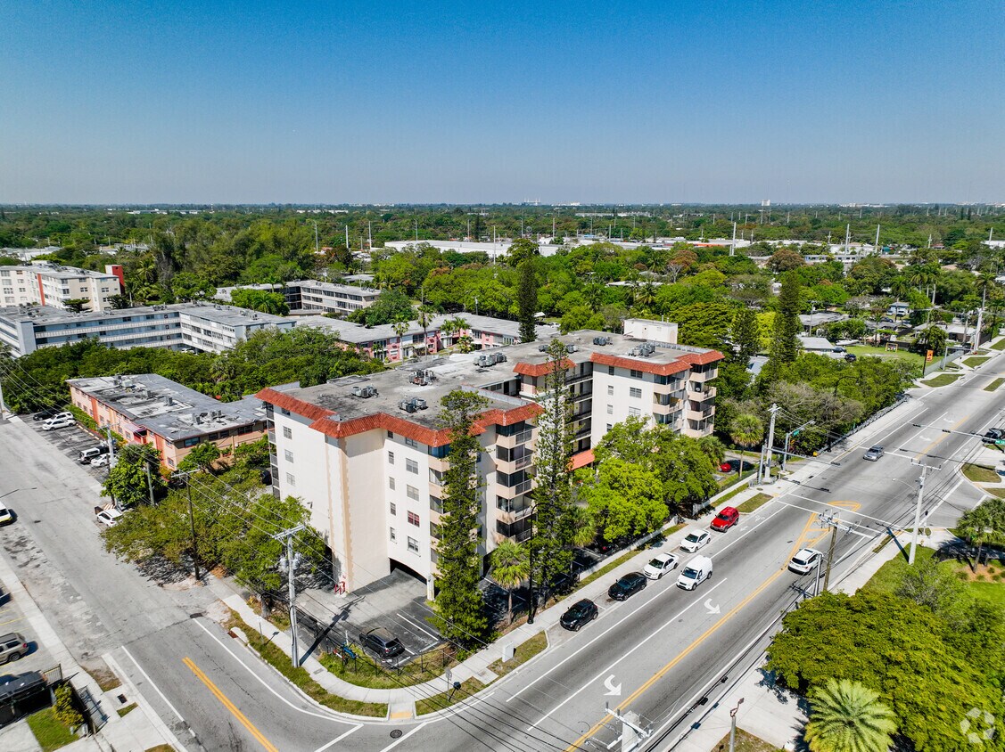Building Photo - Coronado Towers