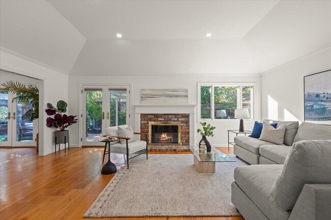 Building Photo - 1028 Clark Ave