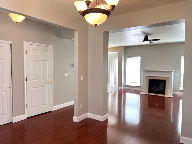 Building Photo - 523 Fortress Ct