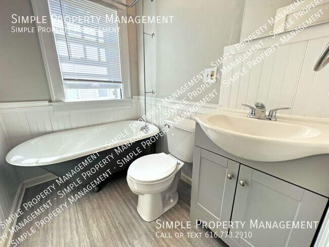 Foto del edificio - 737 Fulton St E