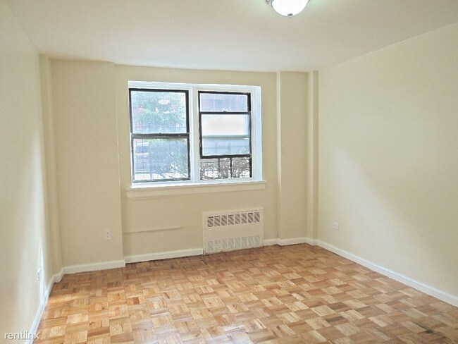 Foto del edificio - 200 E 17th St