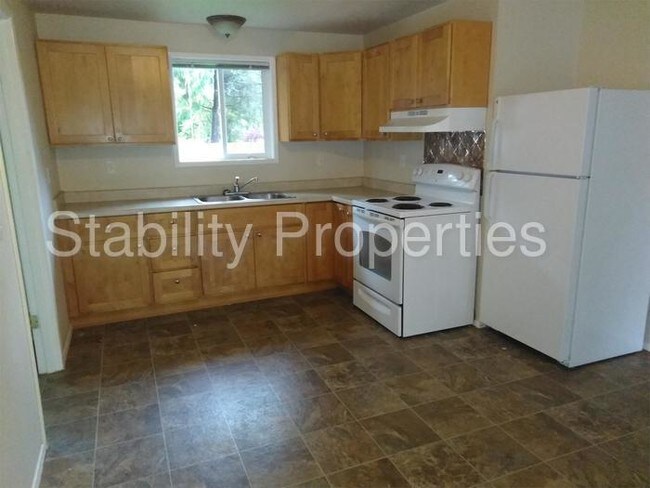 Foto del edificio - 2505 Mitchell Ave NE