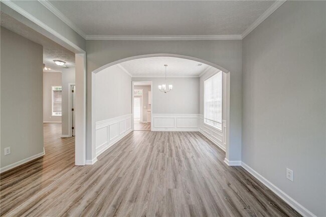 Foto del edificio - 132 Diamond Ridge Ave