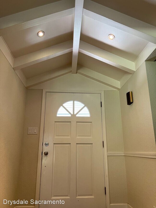 Foto del edificio - 4 br, 2.5 bath House - 3115 Sierra Oaks Drive