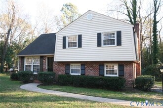 Building Photo - 12141 Old Buckingham Rd