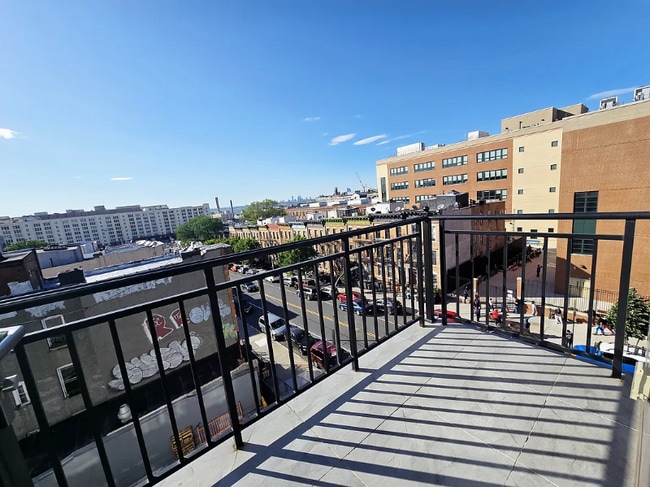 Building Photo - 6020 3rd Ave