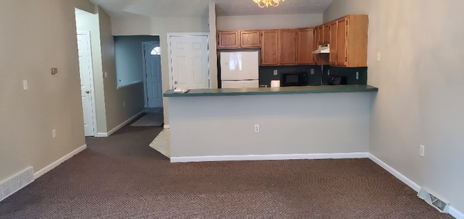 Foto del edificio - 3613 Newcastle Dr SE