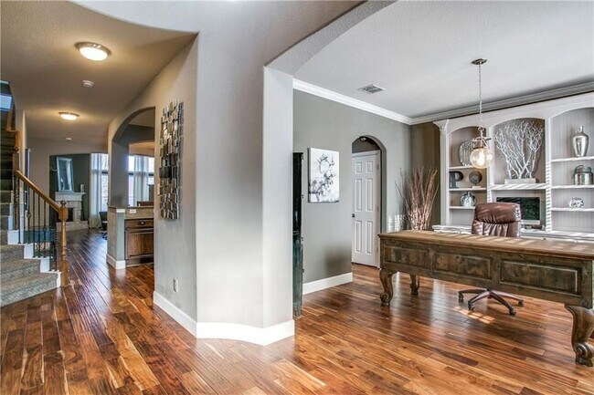 Building Photo - 12497 Olton Dr