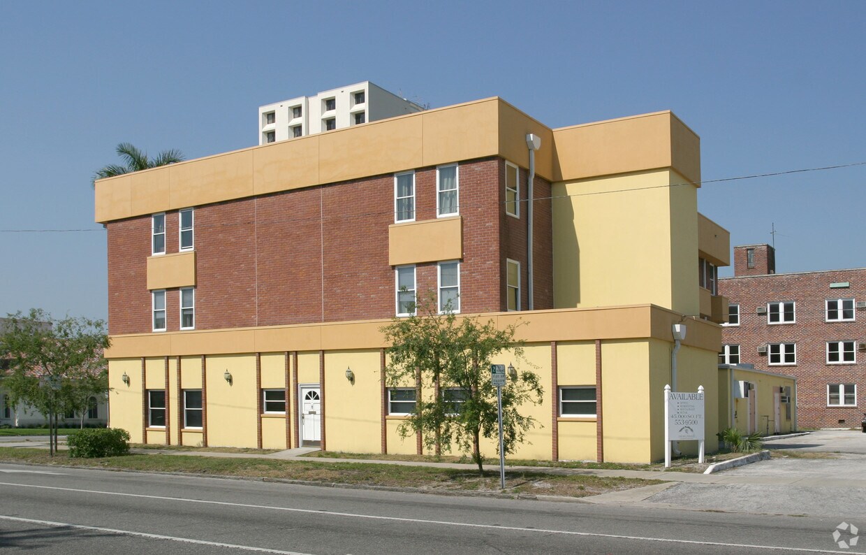 Foto del edificio - 4th Street Flats