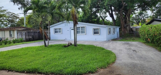 Building Photo - 5606 Farragut St