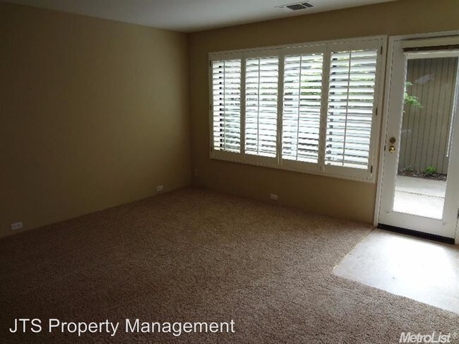Foto del edificio - 11674 Gold Country Blvd