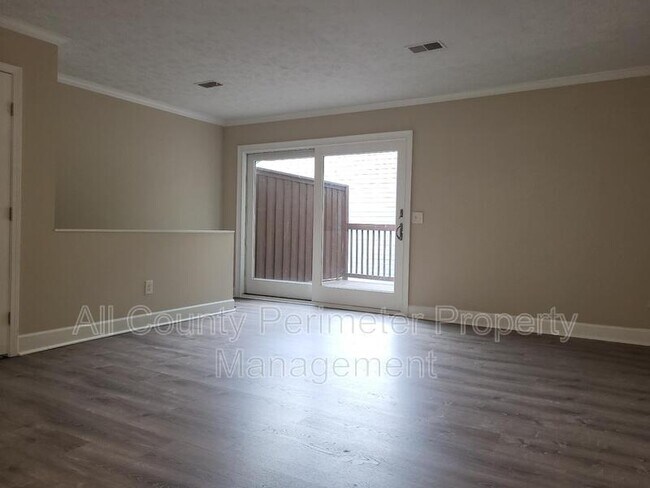 Foto del edificio - 1839 Cumberland Valley Pl SE