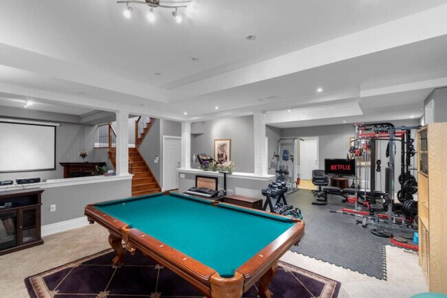 Building Photo - 680 Browns Line