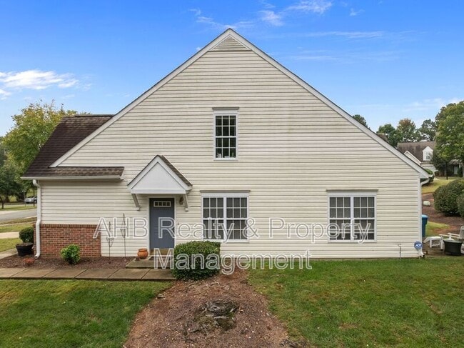 Foto del edificio - 949 Pensford Dr