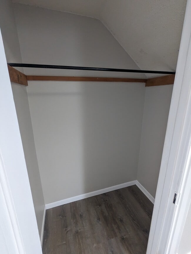Foto del edificio - 515 E Pierce St., Apt.A