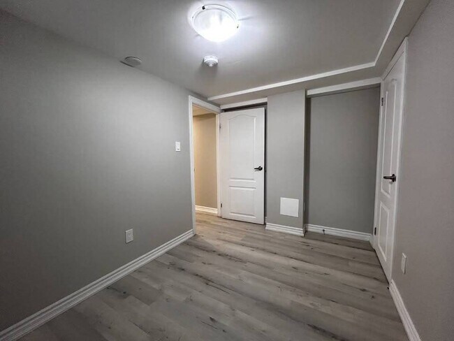 Photo du bâtiment - Elgin Cres