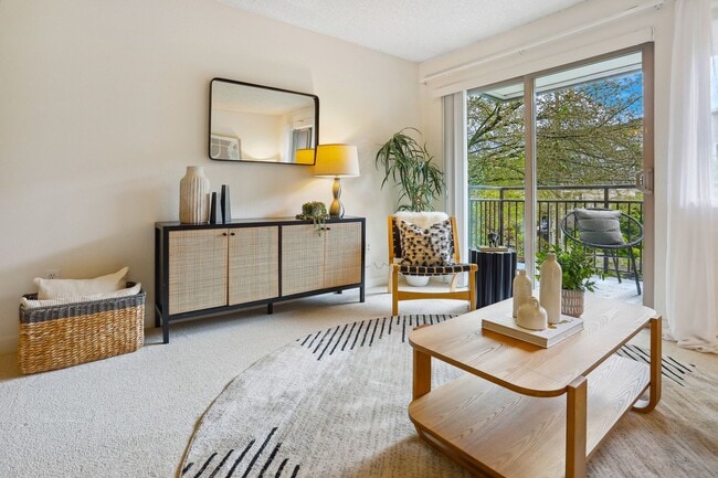 Photo - 1bd/1ba Seattle Condo