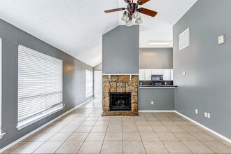 Building Photo - 8410 Fawn Wind Ct