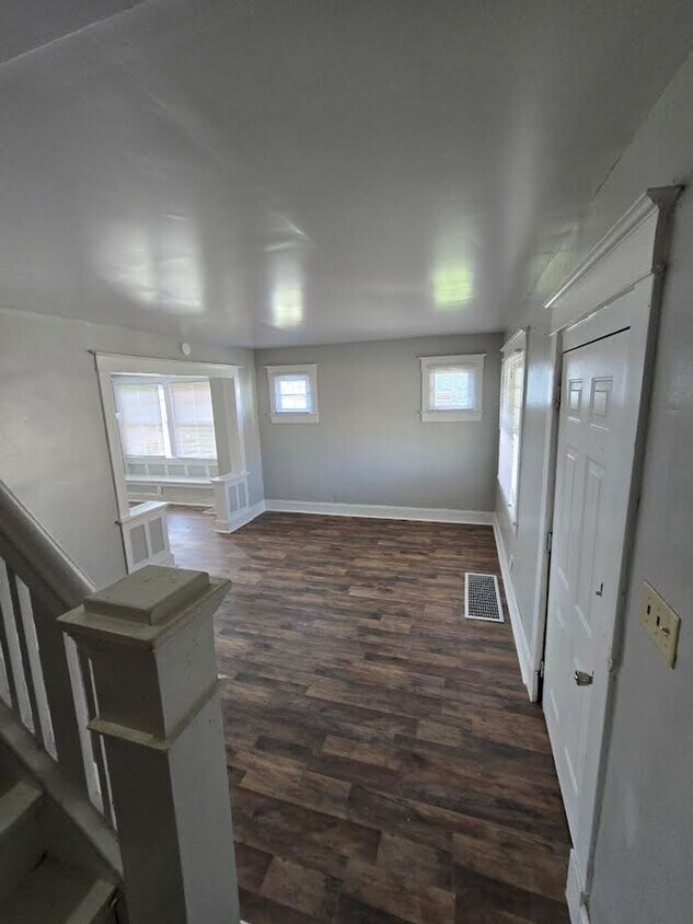 Foto principal - Three Bedroom Home Near 30th St and Colleg...
