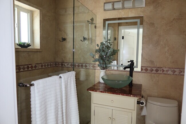 Foto del edificio - 104 Primrose Ln