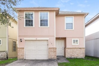 Building Photo - 4935 N Cancun Dr