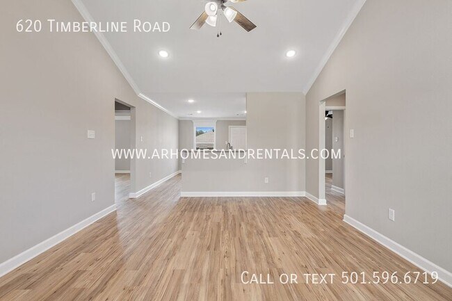 Foto del edificio - 620 Timberline Rd