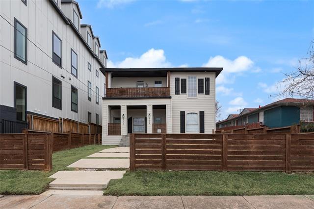 Building Photo - 506 N Lancaster Ave