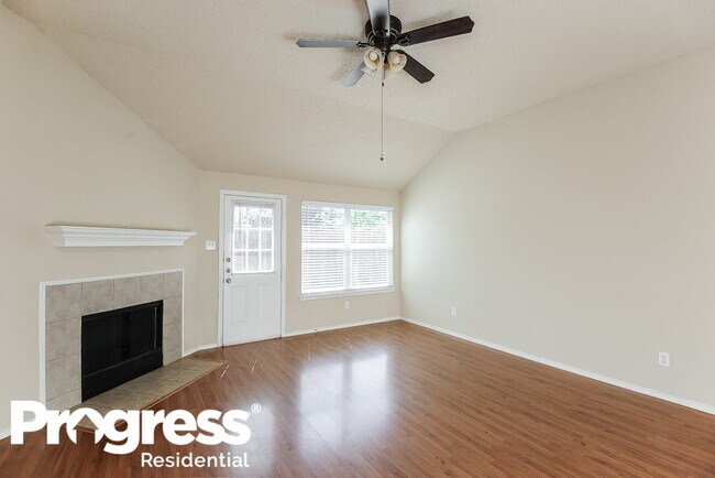 Building Photo - 1005 Ridge Top Dr