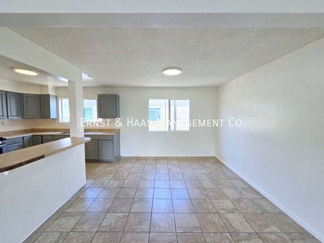 Foto del edificio - 1330 Walnut Ave