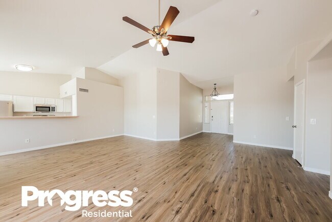 Building Photo - 15317 N 85th Ave