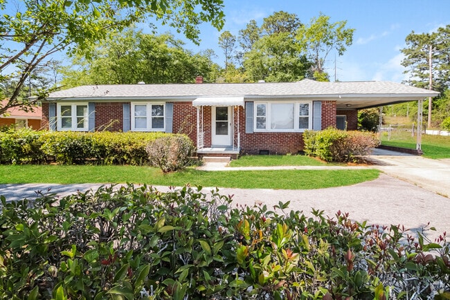 Building Photo - 1741 Faraway Dr