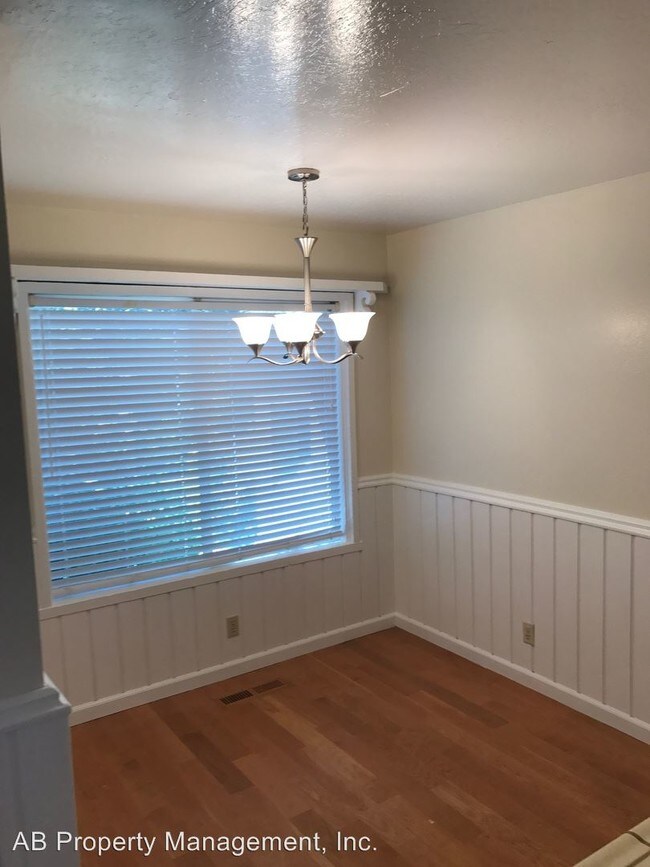 Building Photo - 2 br, 2 bath House - 162 Tweed Drive
