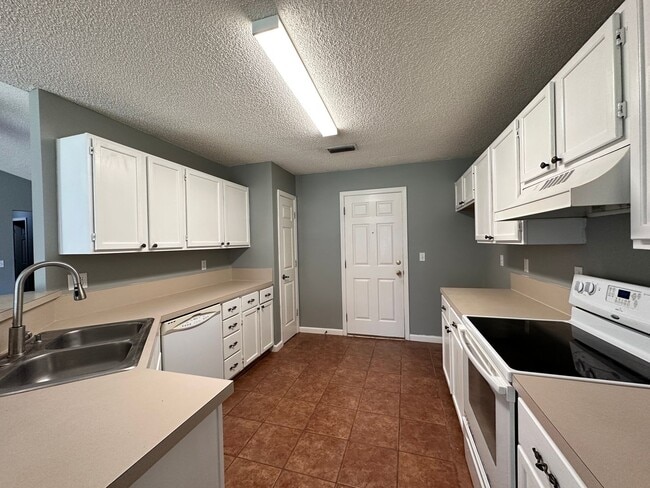 Building Photo - Beautiful home on Bridgecreek Dr in Argyle...