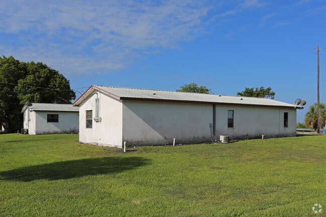 Foto del edificio - Prewitt Village