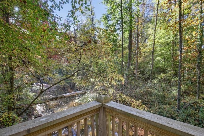 Building Photo - The Falls at Sope Creek Apartments