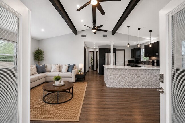 Foto del edificio - 3802 Bayshore Dr