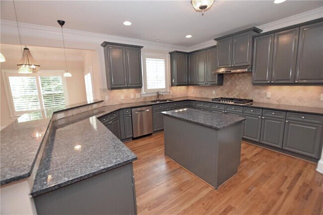 Foto del edificio - 76 Creekside Park Dr