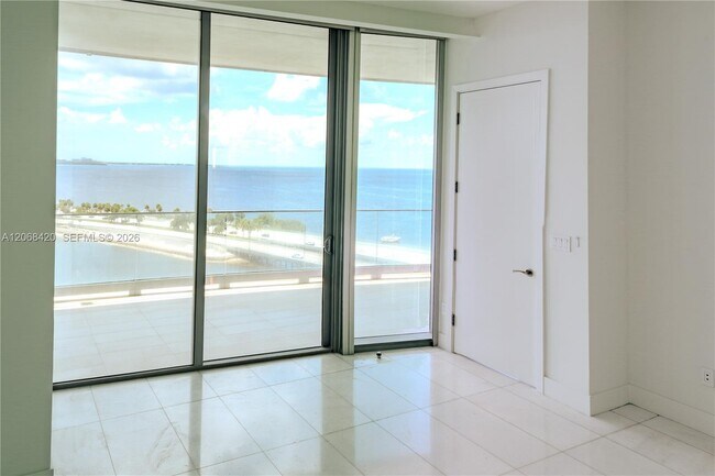 Foto del edificio - 175 SE 25th Rd