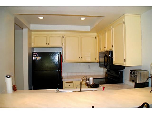 Building Photo - 2348 La Costa Ave