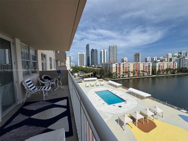 Foto del edificio - 250 174th St