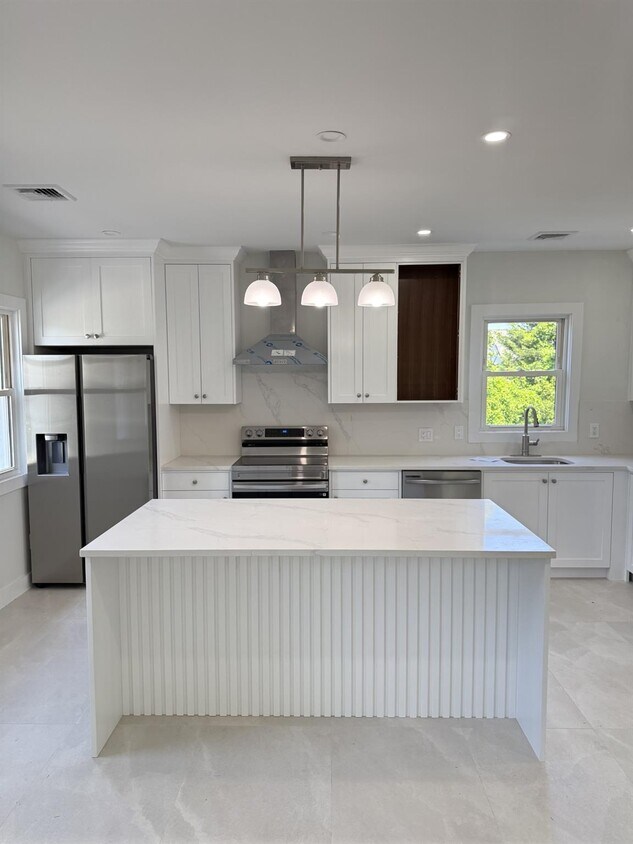 Foto principal - 53 Woods Ave