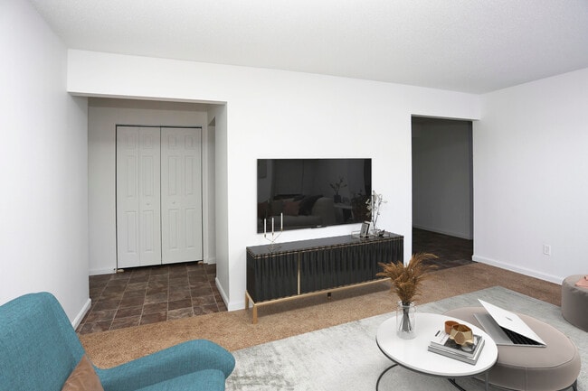 Foto del edificio - Five Points Courtyard Apartments