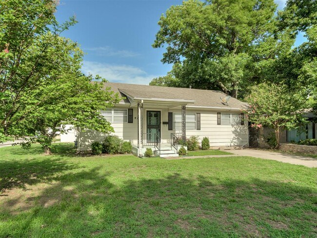 Building Photo - 4701 N Peniel Ave