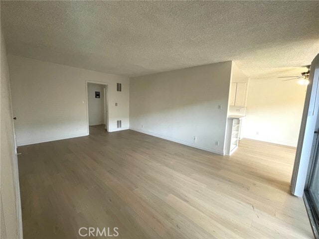 Foto del edificio - 5167 Yarmouth Ave