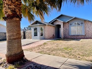 Building Photo - 12465 Tierra Dulce Dr
