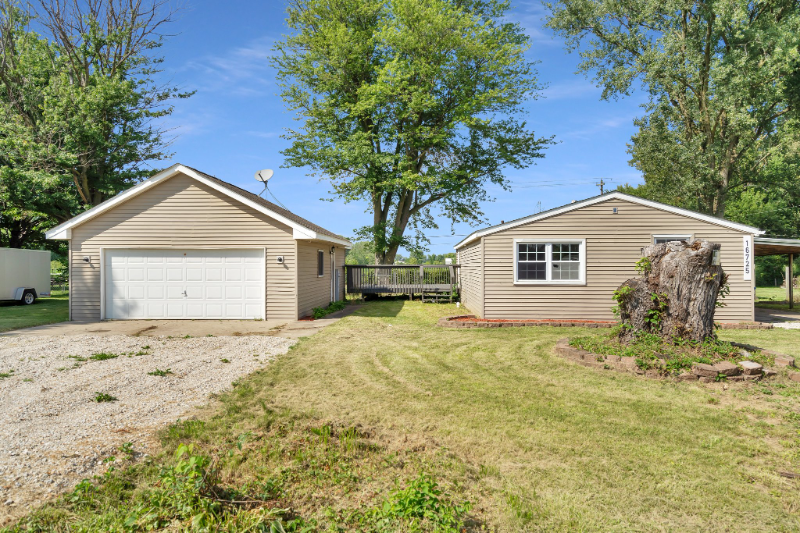 Primary Photo - 16725 10th Ave
