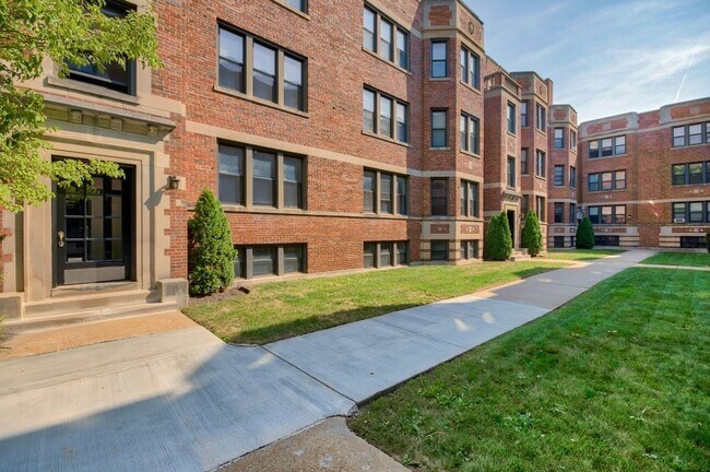 Foto del edificio - 2121 Ridge Ave